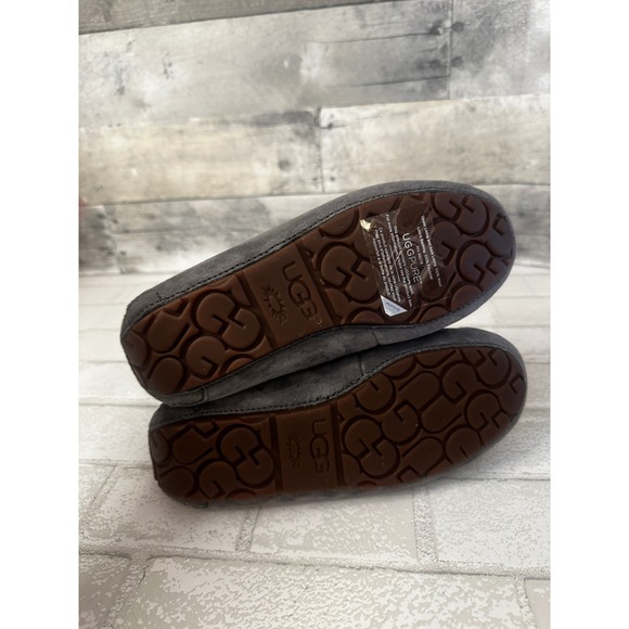 UGG Dakota Pewter Grey Suede Wool Lined Moccasin Slippers 5612 Womens 5 New Box - Picture 6 of 7